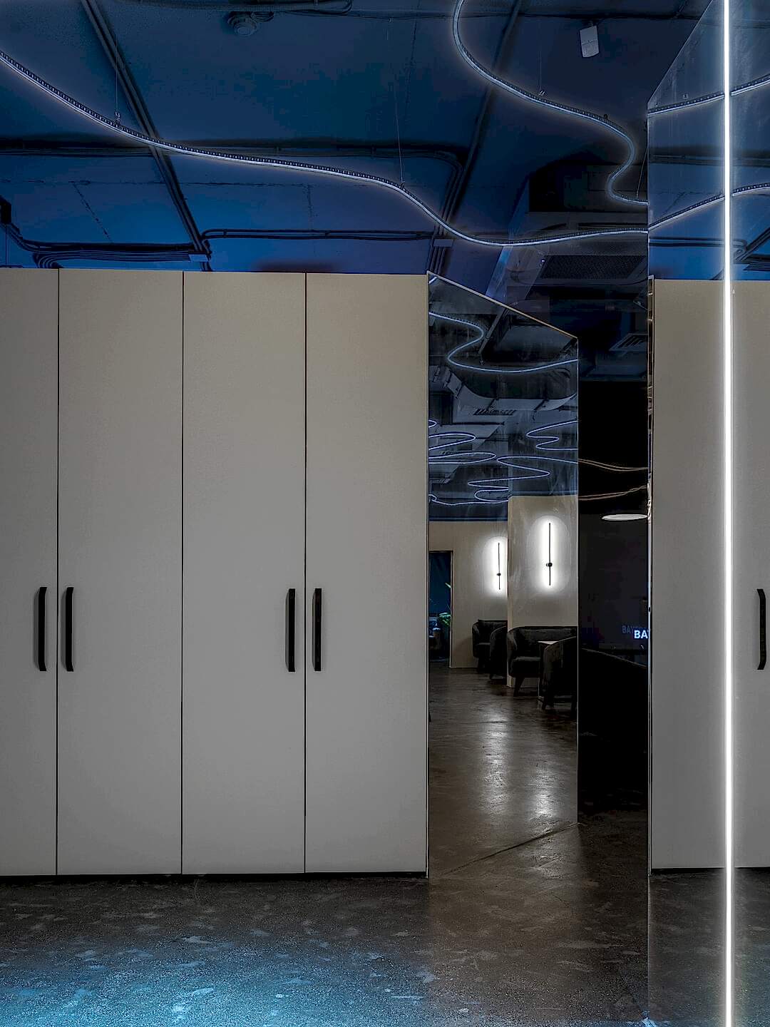 Выполненный дизайн интерьера GB Arch - BADHABITS - фото №8